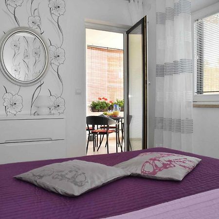 Apartments Ruzica Pula Exterior photo