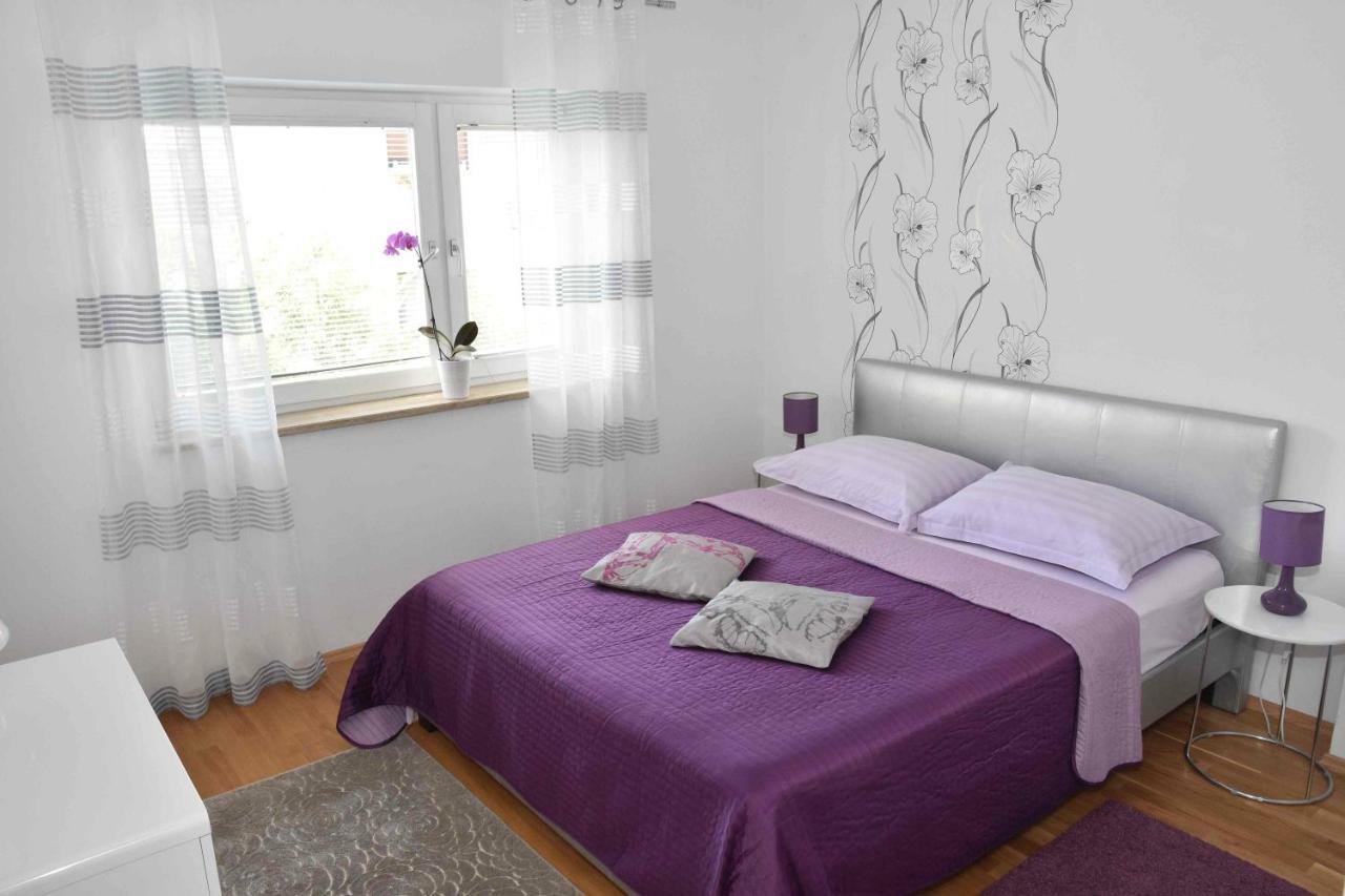 Apartments Ruzica Pula Exterior photo