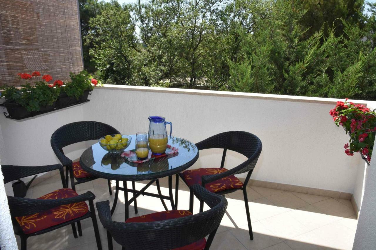 Apartments Ruzica Pula Exterior photo